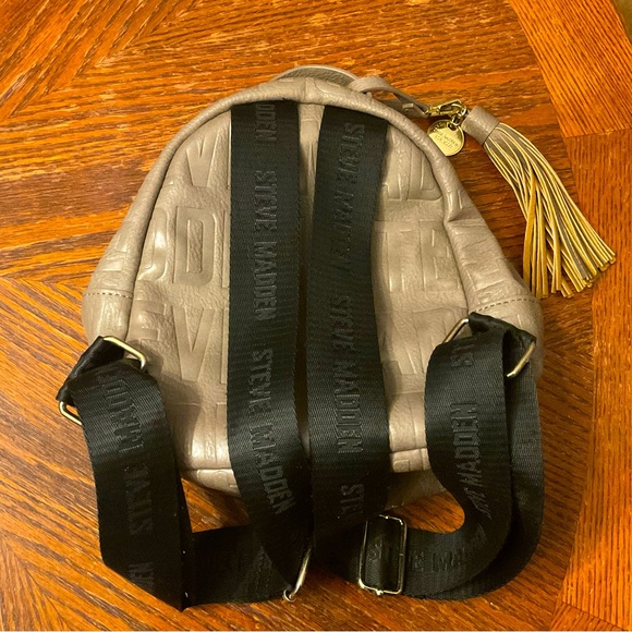 Steve Madden Cute Stylish Durable Mini Backpack Fringe Bag! - Picture 10 of 16